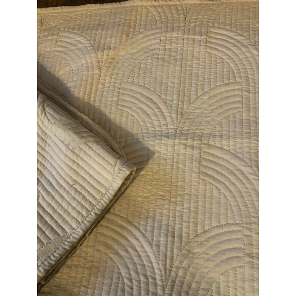 Dwell Studio King Quilted Pillow Sham Creamy White Set of 2 - Picture 1 of 4